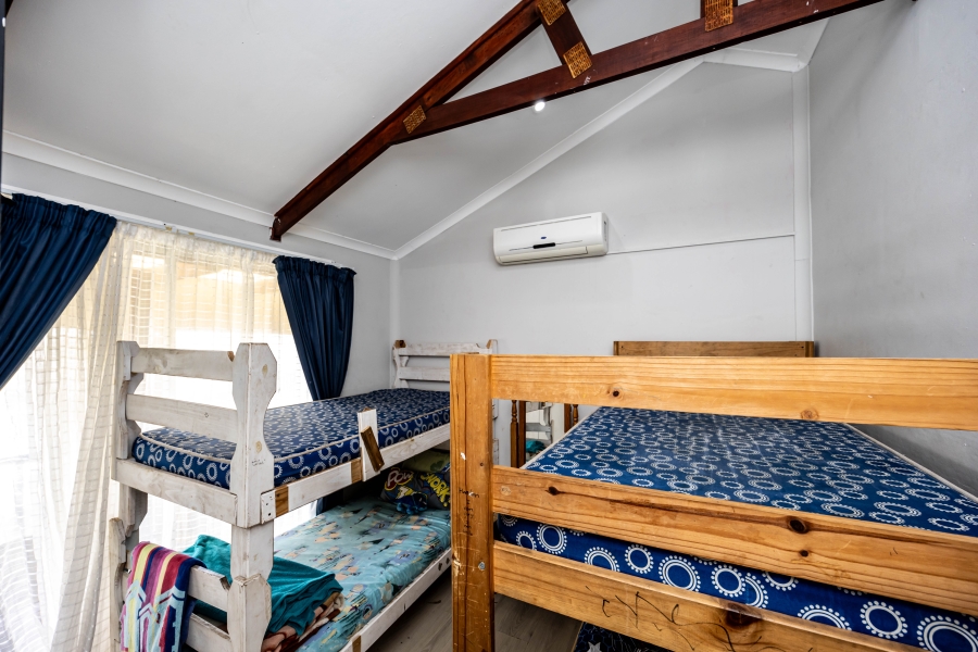 6 Bedroom Property for Sale in Kaysers Beach Eastern Cape